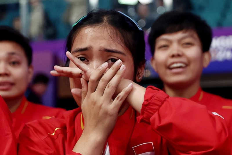 运动员用实力演绎中华体育精神 运动员用实力演绎中华体育精神