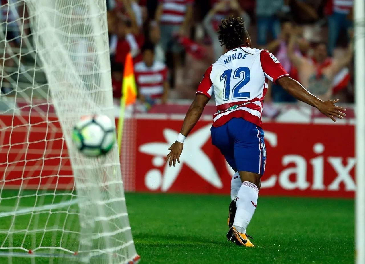 格拉纳达连胜场次终结，客场告负的简单介绍