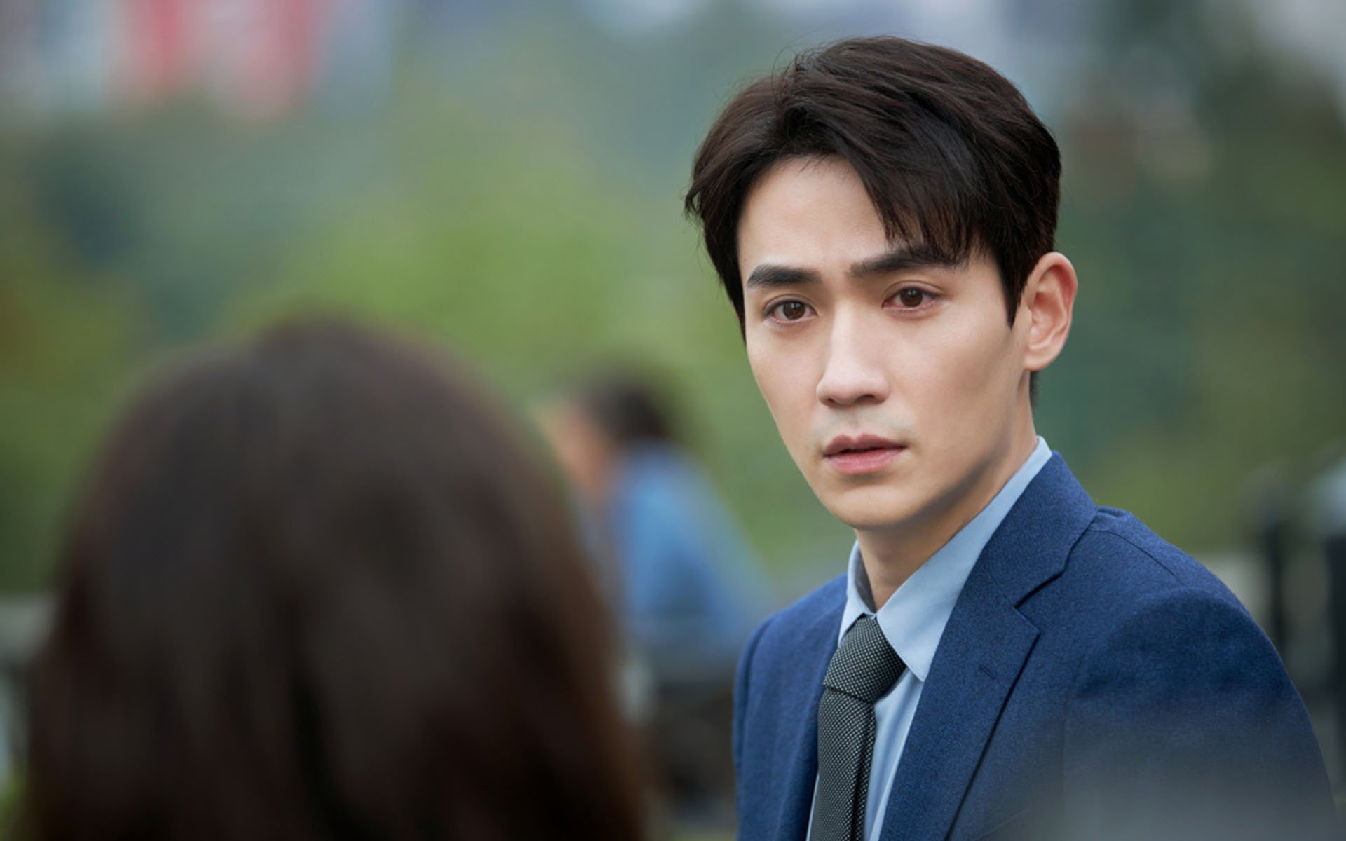 当赛道飙过球场，F1引擎轰鸣声中，黄蜂如何冲垮奇才